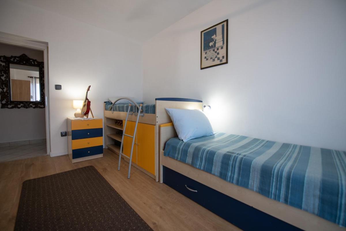 Apartman Elvis Lovran Eksteriør bilde